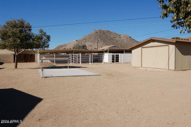 2640 E CAPTAIN DREYFUS Avenue, Phoenix, AZ 85032