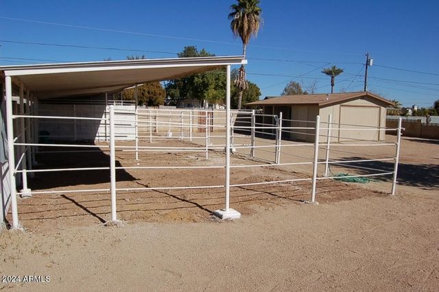2640 E CAPTAIN DREYFUS Avenue, Phoenix, AZ 85032