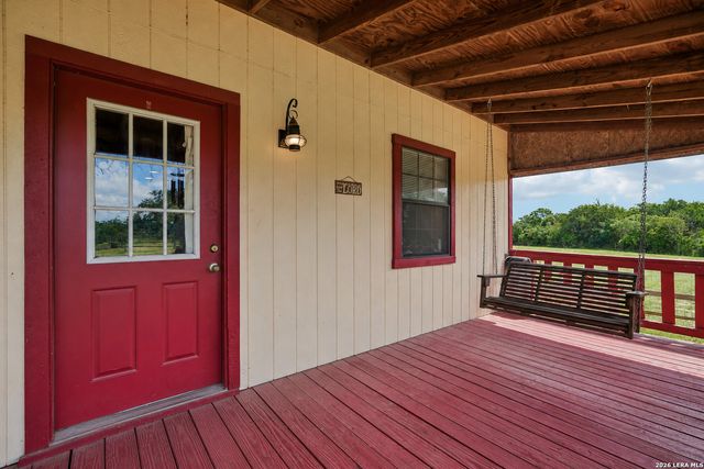 10207 E US Highway 290, Fredericksburg, TX 78624