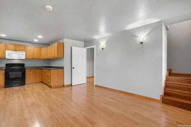 10207 E US Highway 290, Fredericksburg, TX 78624