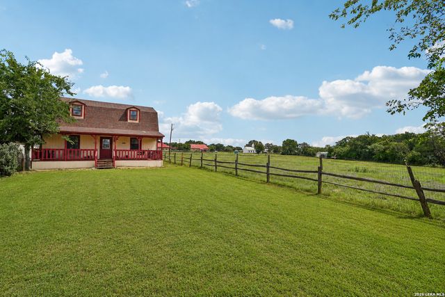10207 E US Highway 290, Fredericksburg, TX 78624