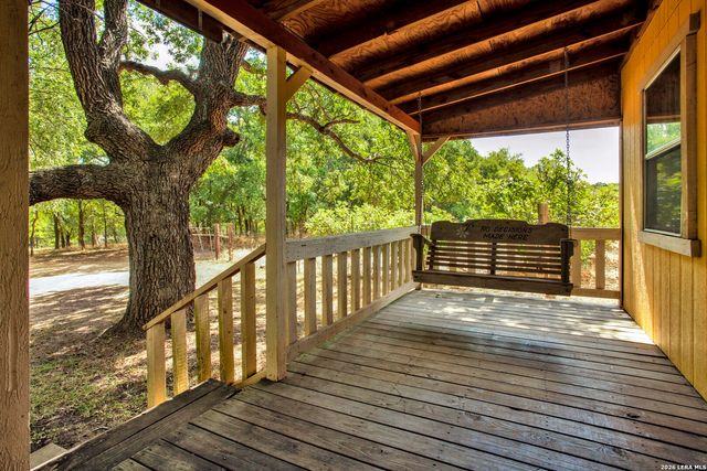 10207 E US Highway 290, Fredericksburg, TX 78624