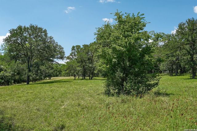 10207 E US Highway 290, Fredericksburg, TX 78624