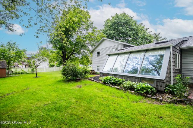 126 Woodin Road, Halfmoon, NY 12065