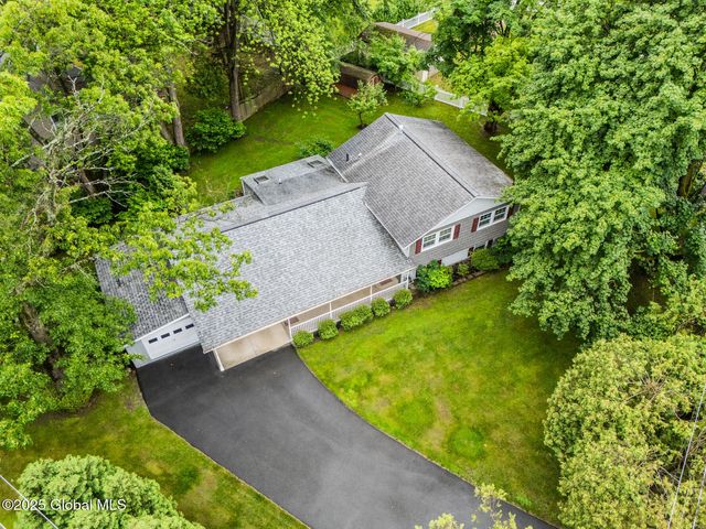 126 Woodin Road, Halfmoon, NY 12065