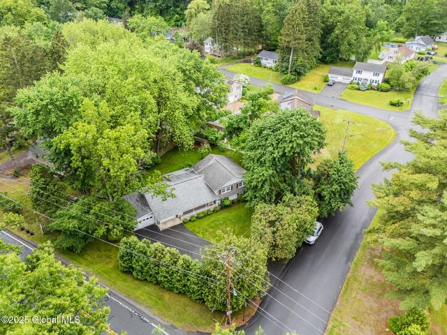 126 Woodin Road, Halfmoon, NY 12065