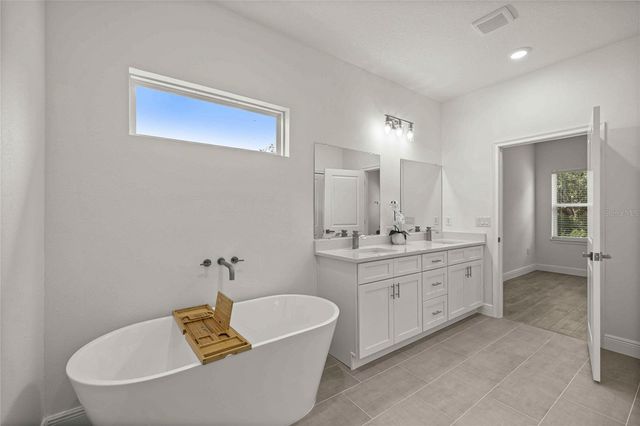15610 SW 28TH AVENUE ROAD, Ocala, FL 34473