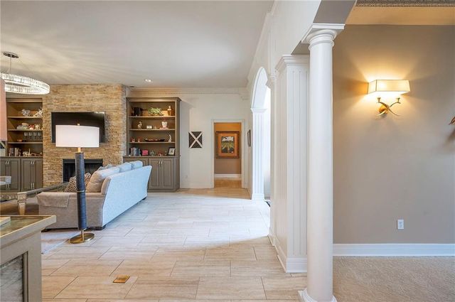 8855 Monticello Road, Lenexa, KS 66227