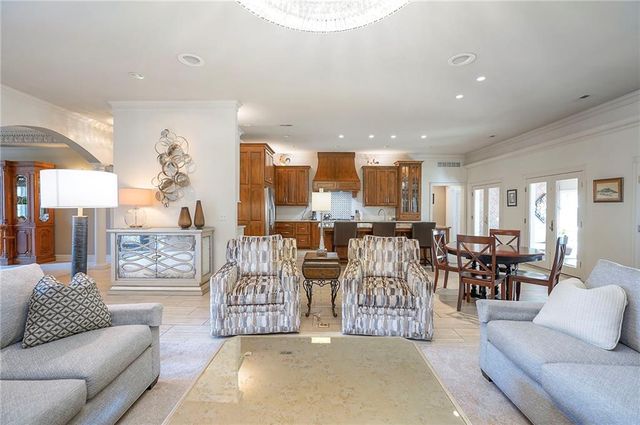 8855 Monticello Road, Lenexa, KS 66227