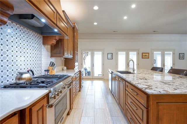 8855 Monticello Road, Lenexa, KS 66227