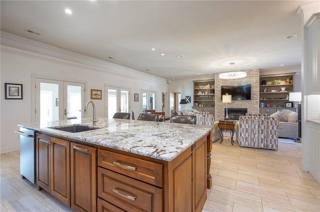 8855 Monticello Road, Lenexa, KS 66227