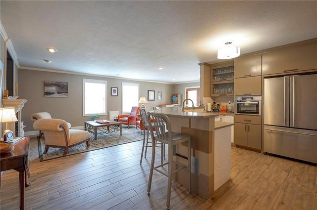 8855 Monticello Road, Lenexa, KS 66227