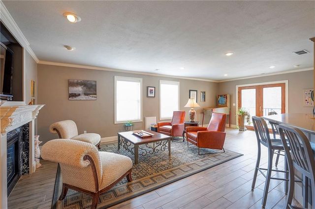 8855 Monticello Road, Lenexa, KS 66227