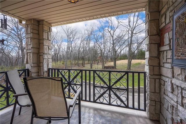 8855 Monticello Road, Lenexa, KS 66227