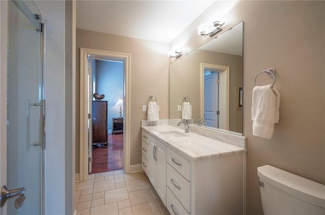 8855 Monticello Road, Lenexa, KS 66227