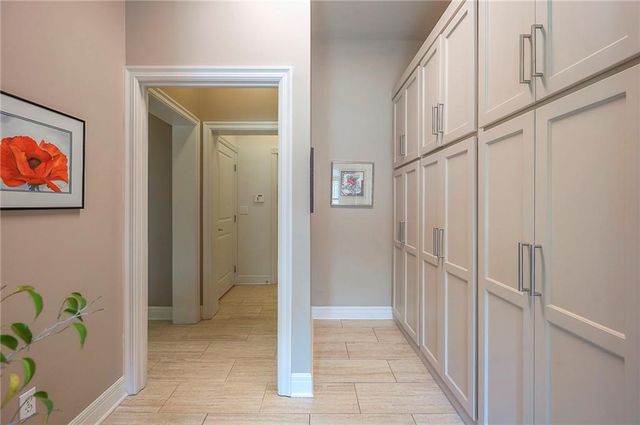 8855 Monticello Road, Lenexa, KS 66227