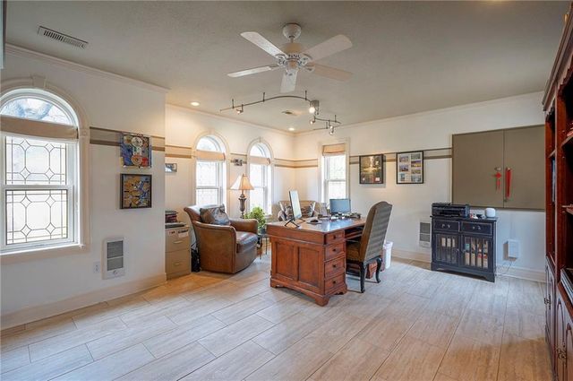 8855 Monticello Road, Lenexa, KS 66227