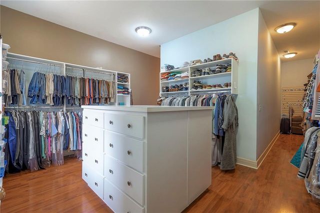 8855 Monticello Road, Lenexa, KS 66227