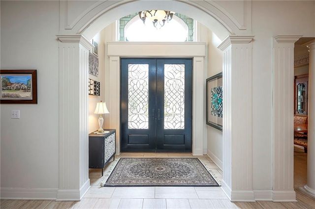 8855 Monticello Road, Lenexa, KS 66227