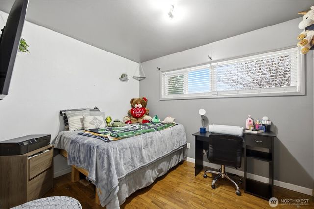 1715 N 15th Avenue, Pasco, WA 99301