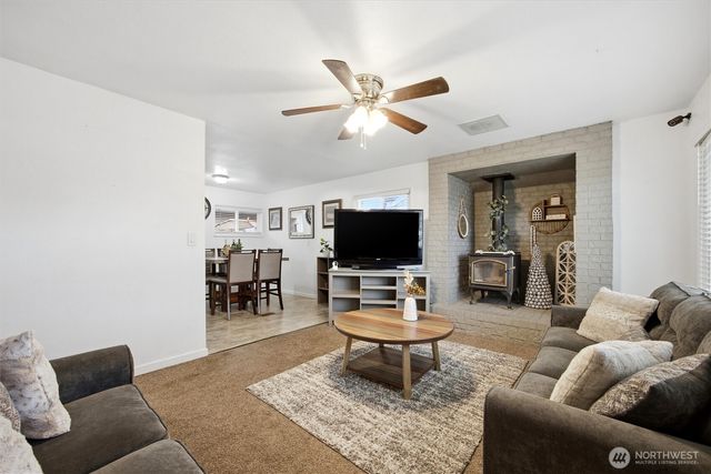 1715 N 15th Avenue, Pasco, WA 99301