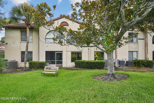 3809 LAVISTA Circle 210, Jacksonville, FL 32217