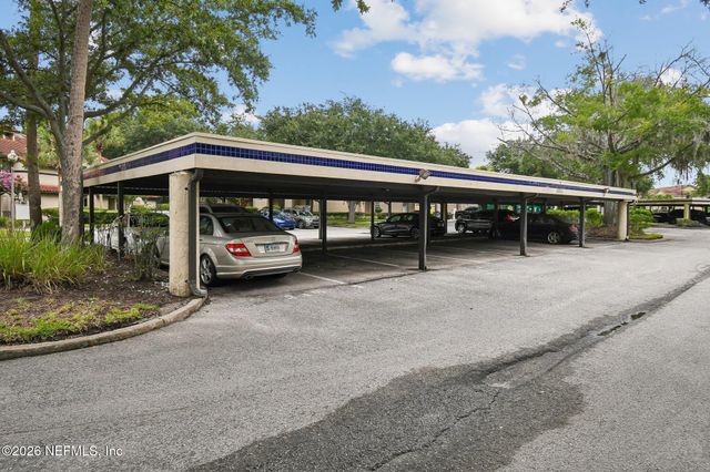 3809 LAVISTA Circle 210, Jacksonville, FL 32217