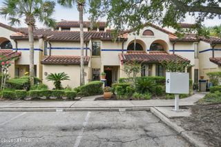 3809 LAVISTA Circle 210, Jacksonville, FL 32217