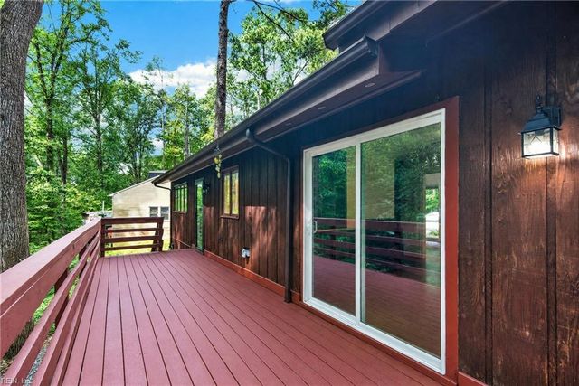 204 Graves CIR, Newport News, VA 23602