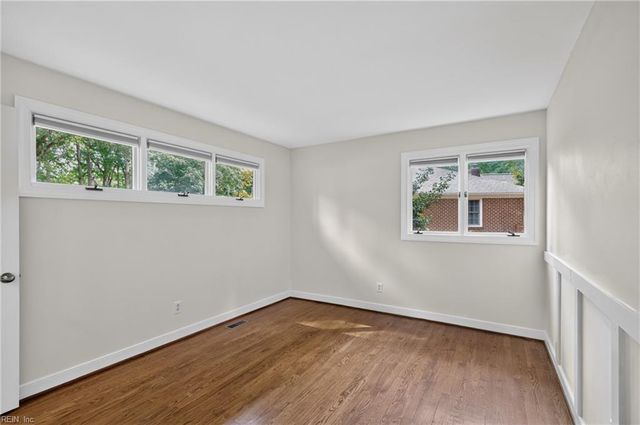 204 Graves CIR, Newport News, VA 23602