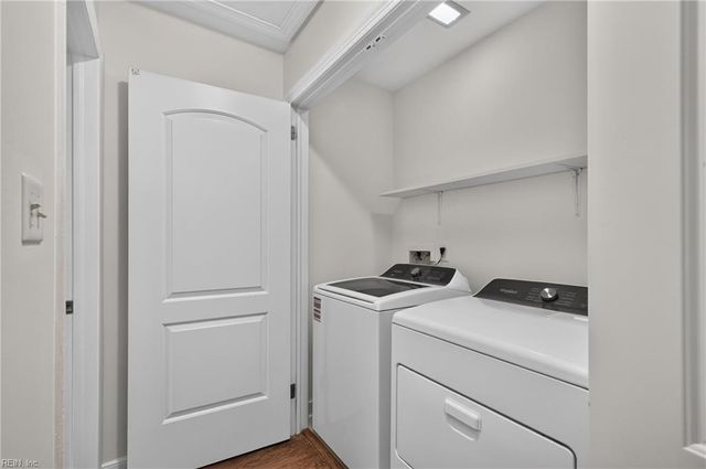 204 Graves CIR, Newport News, VA 23602