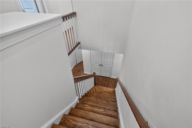 204 Graves CIR, Newport News, VA 23602