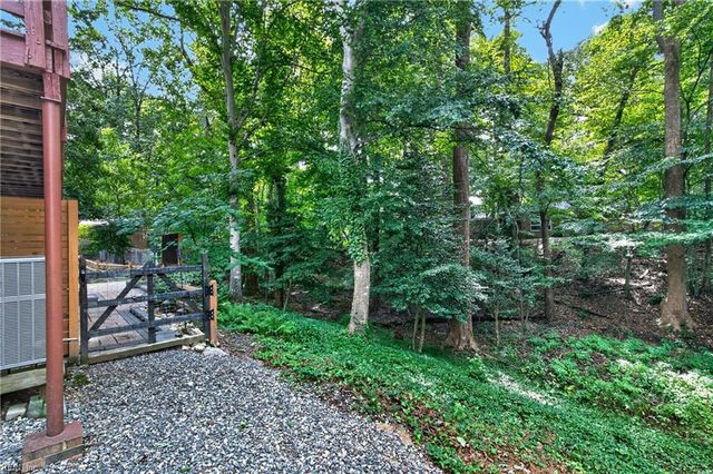 204 Graves CIR, Newport News, VA 23602