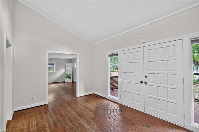 204 Graves CIR, Newport News, VA 23602