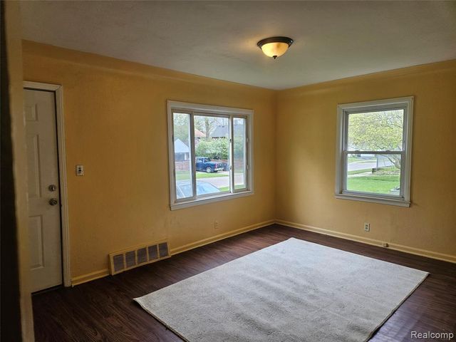 2717 Gibson Street, Flint, MI 48503