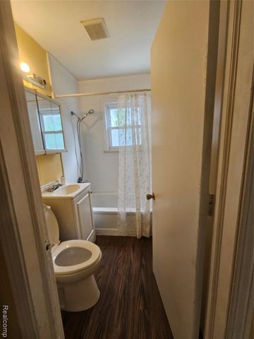 2717 Gibson Street, Flint, MI 48503