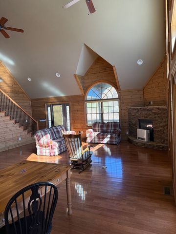516 River Oaks Drive, Murphy, NC 28906