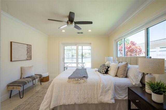 5119 VENETIAN BOULEVARD NE, St Petersburg, FL 33703