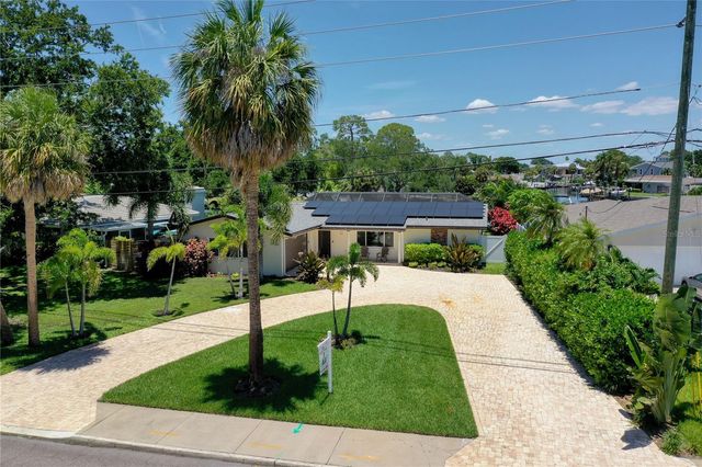5119 VENETIAN BOULEVARD NE, St Petersburg, FL 33703