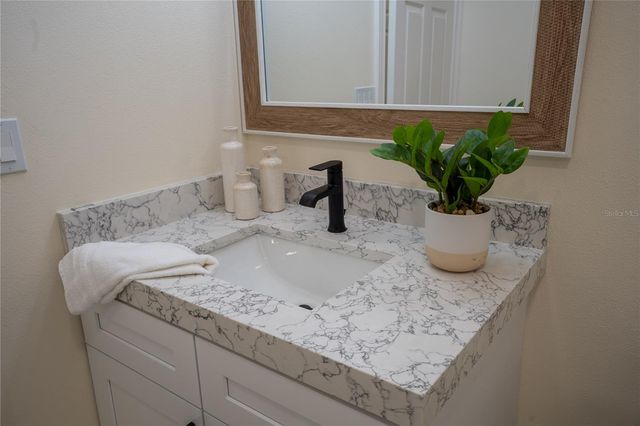 5119 VENETIAN BOULEVARD NE, St Petersburg, FL 33703