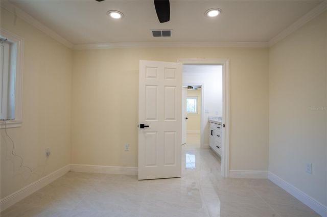 5119 VENETIAN BOULEVARD NE, St Petersburg, FL 33703