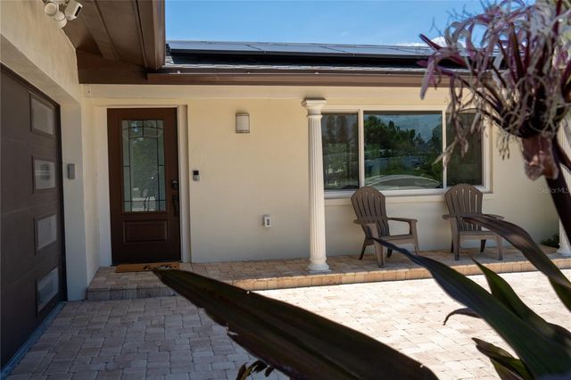 5119 VENETIAN BOULEVARD NE, St Petersburg, FL 33703