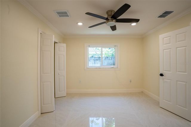 5119 VENETIAN BOULEVARD NE, St Petersburg, FL 33703