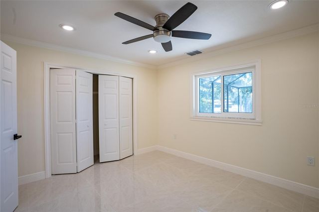 5119 VENETIAN BOULEVARD NE, St Petersburg, FL 33703