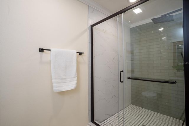 5119 VENETIAN BOULEVARD NE, St Petersburg, FL 33703