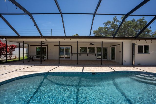 5119 VENETIAN BOULEVARD NE, St Petersburg, FL 33703