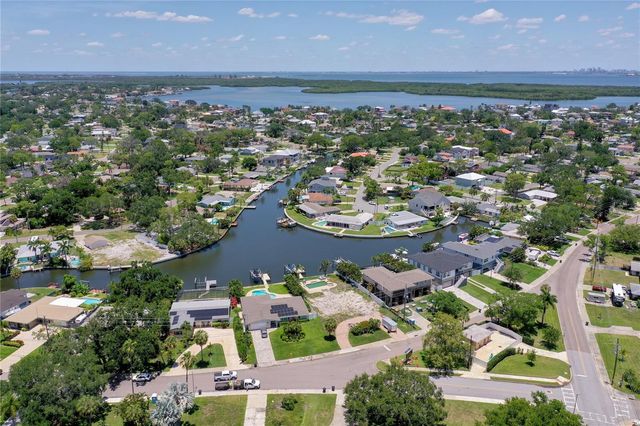 5119 VENETIAN BOULEVARD NE, St Petersburg, FL 33703