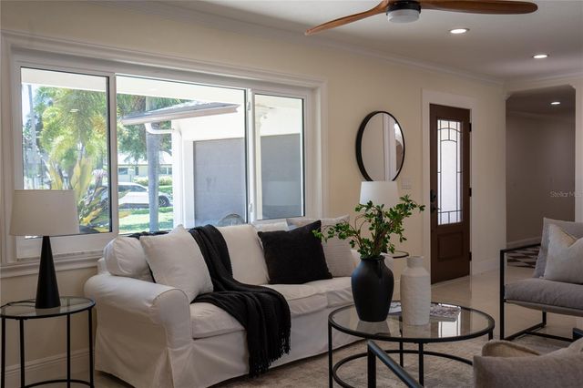 5119 VENETIAN BOULEVARD NE, St Petersburg, FL 33703