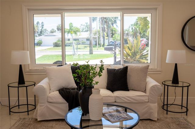 5119 VENETIAN BOULEVARD NE, St Petersburg, FL 33703