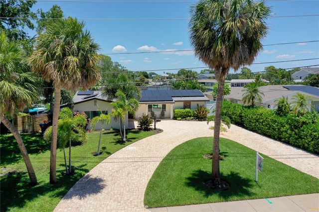 5119 VENETIAN BOULEVARD NE, St Petersburg, FL 33703